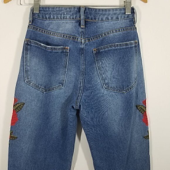 PacSun Mom Jean Embroidered Floral Jeans Size 23 - Picture 6 of 7